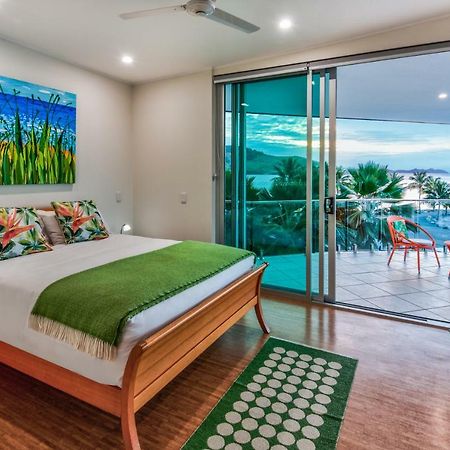 Pavillions Penthouse 25 - Luxury Waterfront Apartment With Private Roof Top Pool And Buggy 汉密尔顿岛 外观 照片