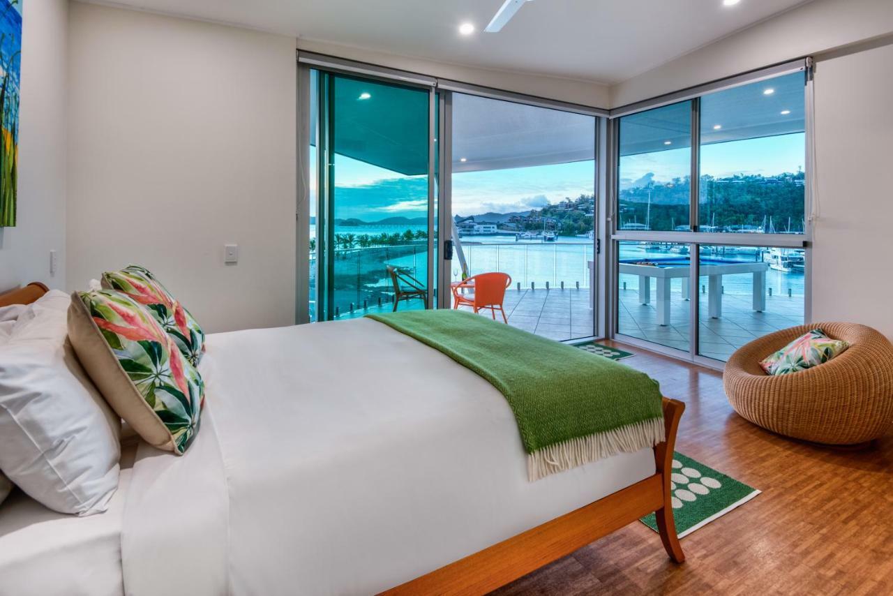 Pavillions Penthouse 25 - Luxury Waterfront Apartment With Private Roof Top Pool And Buggy 汉密尔顿岛 外观 照片