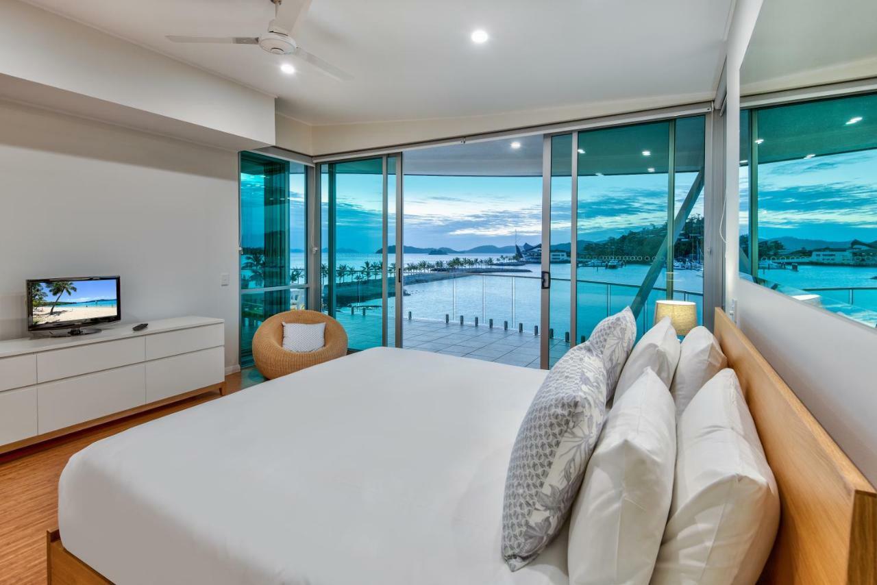 Pavillions Penthouse 25 - Luxury Waterfront Apartment With Private Roof Top Pool And Buggy 汉密尔顿岛 外观 照片