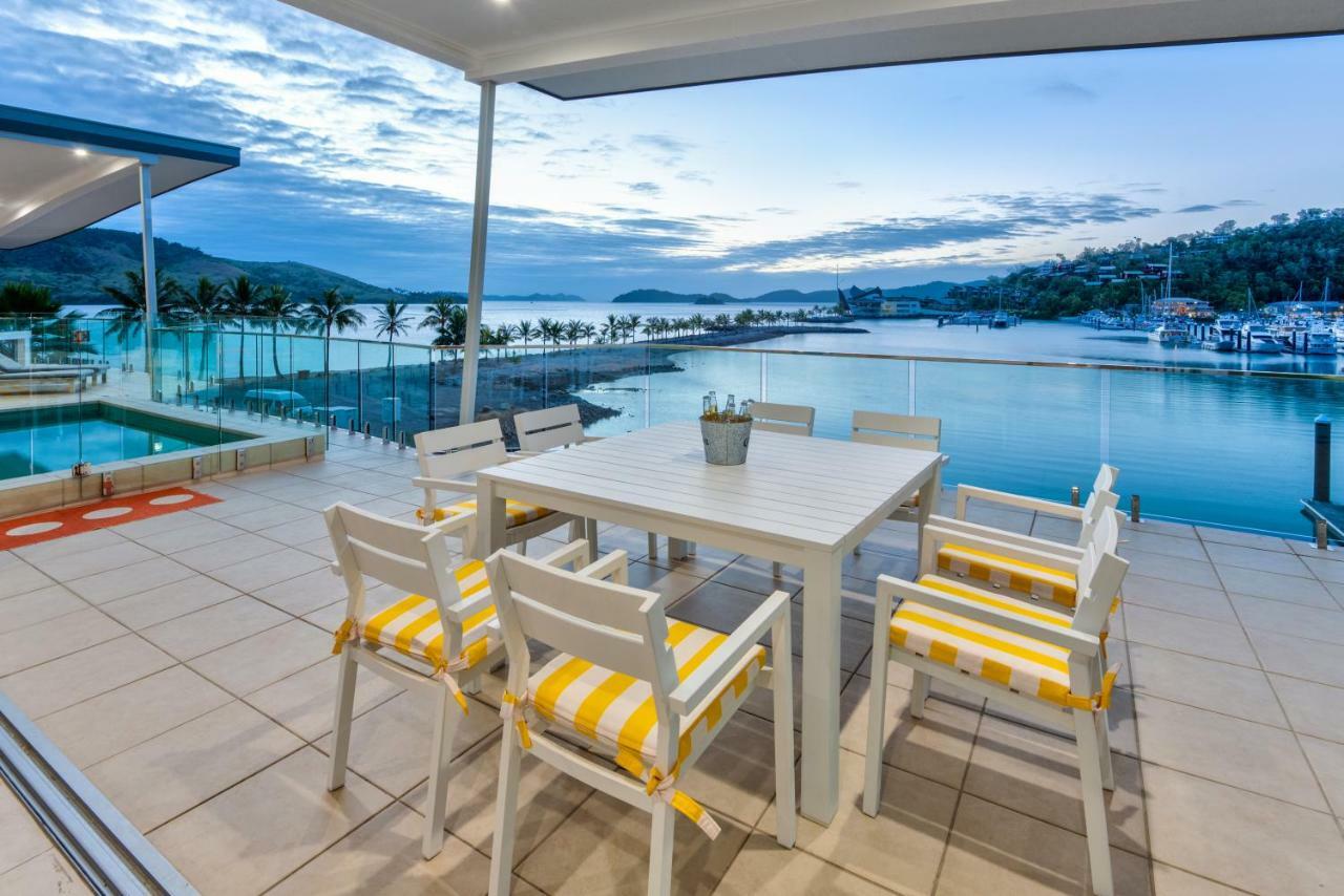 Pavillions Penthouse 25 - Luxury Waterfront Apartment With Private Roof Top Pool And Buggy 汉密尔顿岛 外观 照片