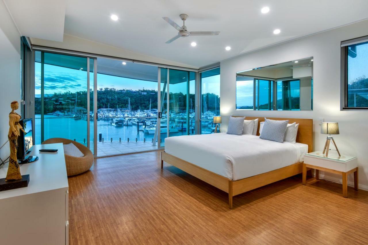 Pavillions Penthouse 25 - Luxury Waterfront Apartment With Private Roof Top Pool And Buggy 汉密尔顿岛 外观 照片