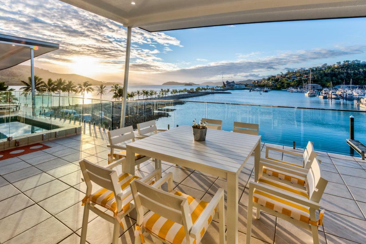 Pavillions Penthouse 25 - Luxury Waterfront Apartment With Private Roof Top Pool And Buggy 汉密尔顿岛 外观 照片