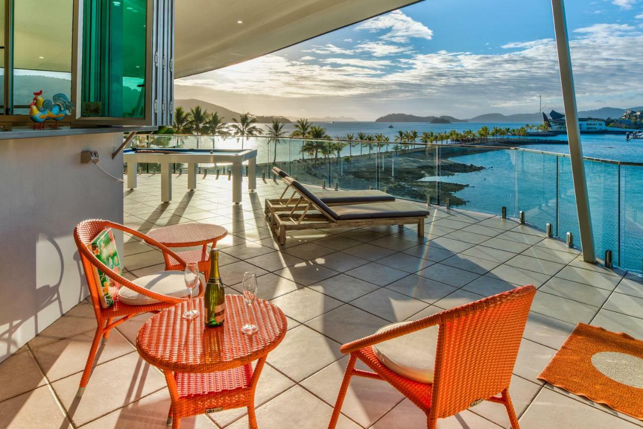 Pavillions Penthouse 25 - Luxury Waterfront Apartment With Private Roof Top Pool And Buggy 汉密尔顿岛 外观 照片