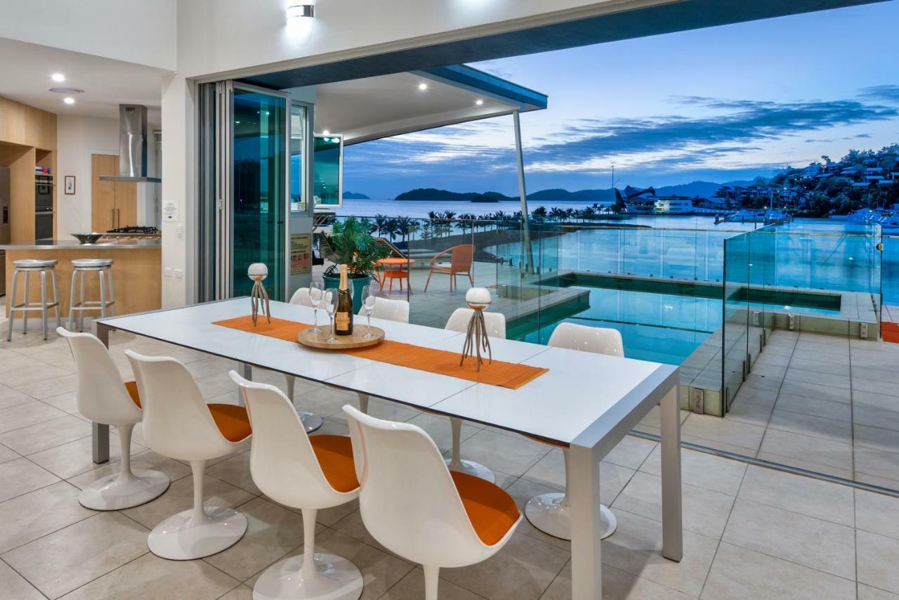 Pavillions Penthouse 25 - Luxury Waterfront Apartment With Private Roof Top Pool And Buggy 汉密尔顿岛 外观 照片