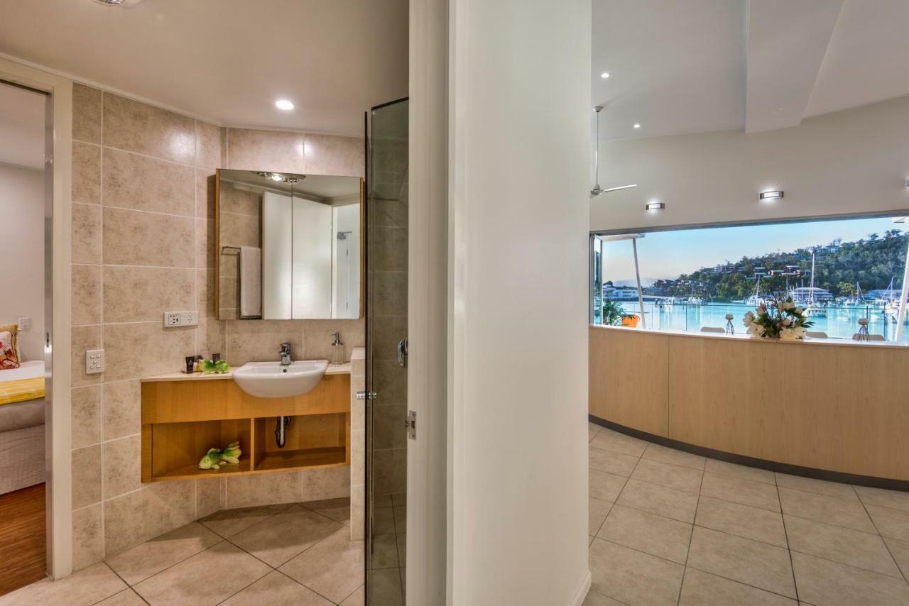 Pavillions Penthouse 25 - Luxury Waterfront Apartment With Private Roof Top Pool And Buggy 汉密尔顿岛 外观 照片