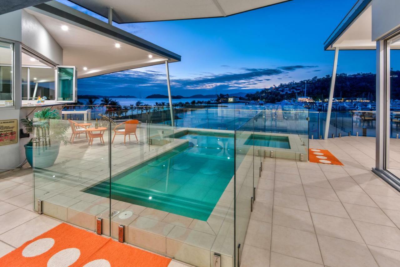 Pavillions Penthouse 25 - Luxury Waterfront Apartment With Private Roof Top Pool And Buggy 汉密尔顿岛 外观 照片