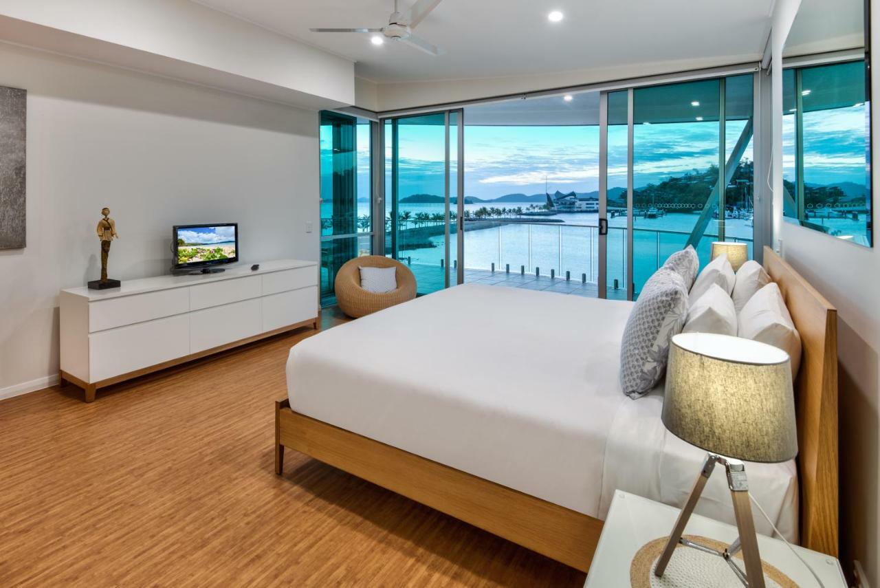 Pavillions Penthouse 25 - Luxury Waterfront Apartment With Private Roof Top Pool And Buggy 汉密尔顿岛 外观 照片