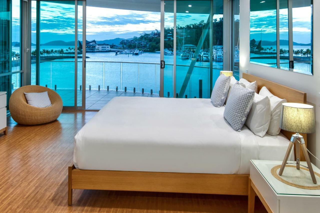 Pavillions Penthouse 25 - Luxury Waterfront Apartment With Private Roof Top Pool And Buggy 汉密尔顿岛 外观 照片